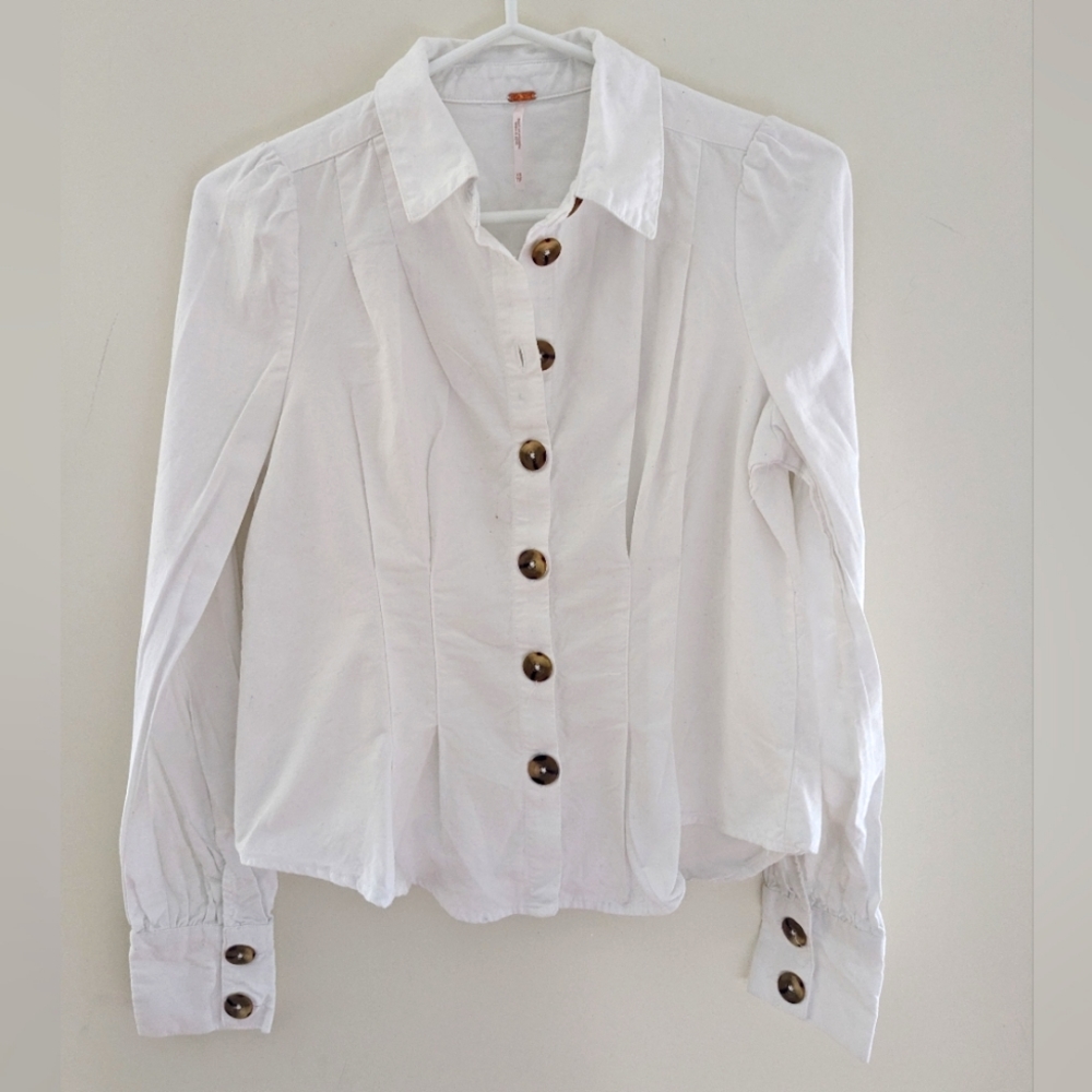 Free People Cotton Button Down White Fitted Feminine Shirt Size XS‎